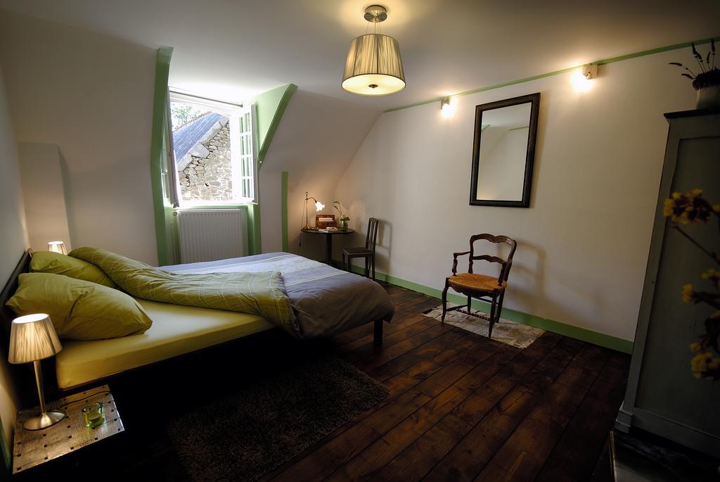 La Grande Sauvagere Acomodação com café da manhã Saint-Pierre-de-Plesguen Quarto foto